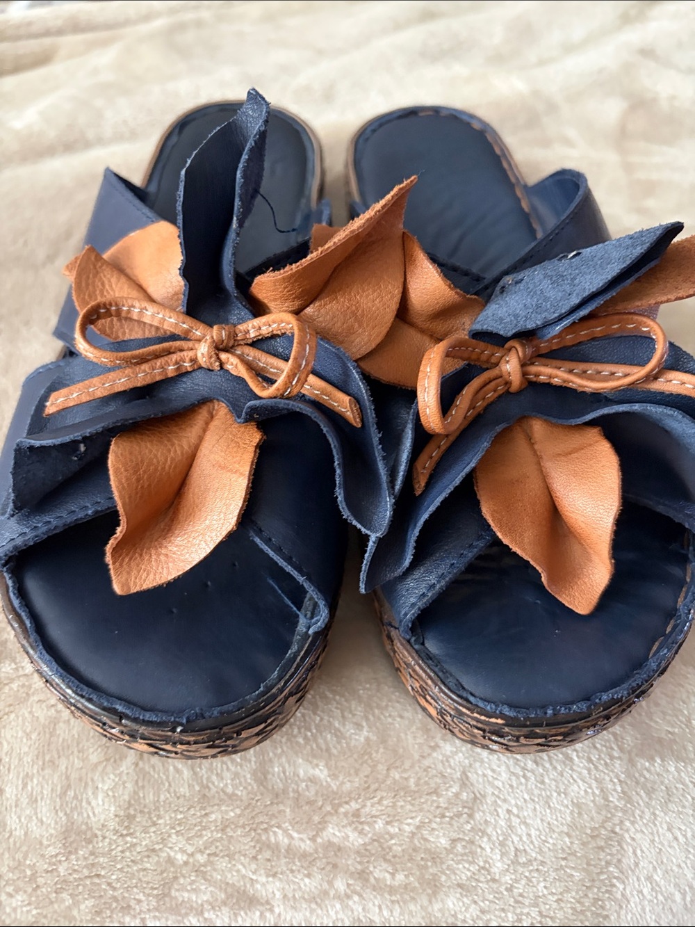 Spring Step Navy and Tan Leather Slide Sandals